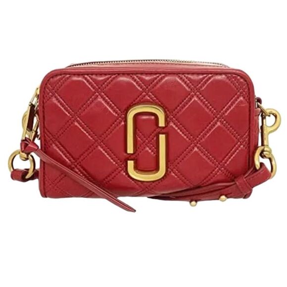 Marc Jacobs Handbags - Marc Jacob’s snap shot quilted leather bag